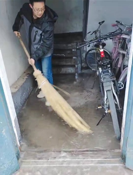 2.jpg 2.jpg